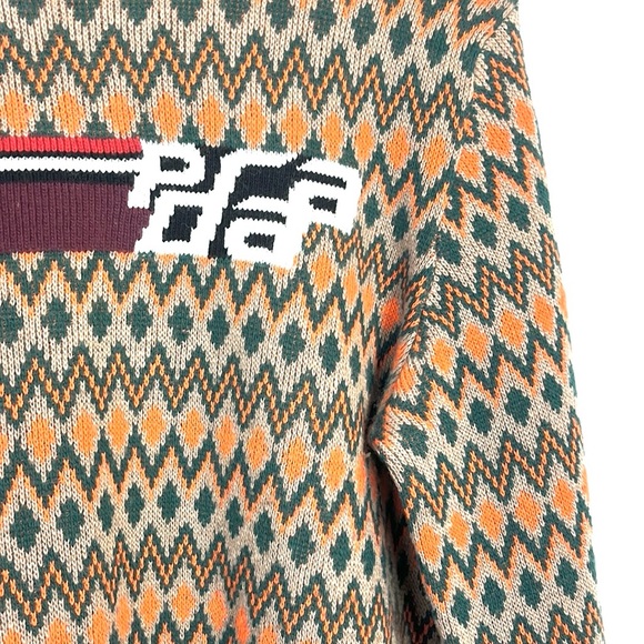 Prada AW/18 Runway Camel Brown Chevron Logo Cashmere Crew-Neck Sweater - Picture 6 of 13